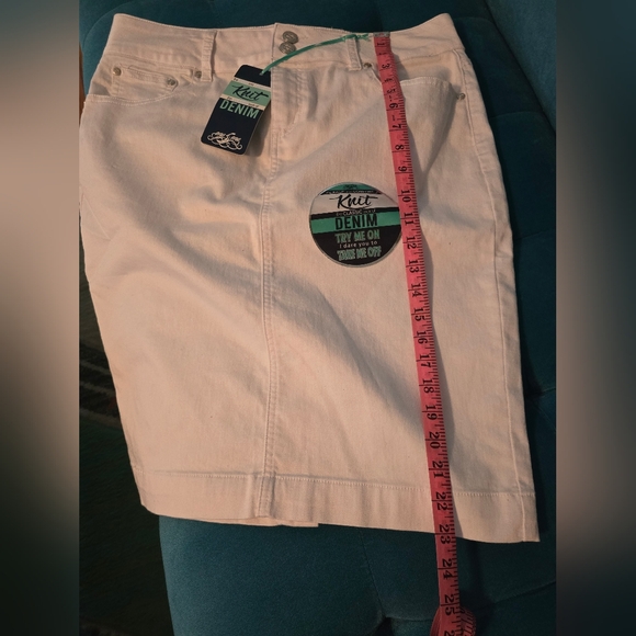 ONE5ONE Stretch Denim Pencil Skirt Size L NWT - Picture 4 of 4